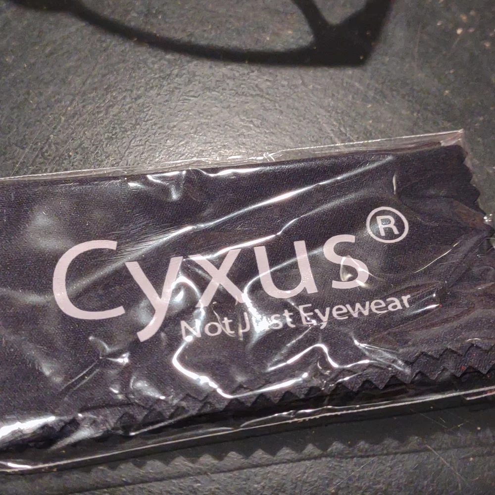 Cyxus anti digital